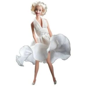 Barbie as Marilyn Monroe in The Seven Year Itch 1997 Mattel 17155 Doll Collector